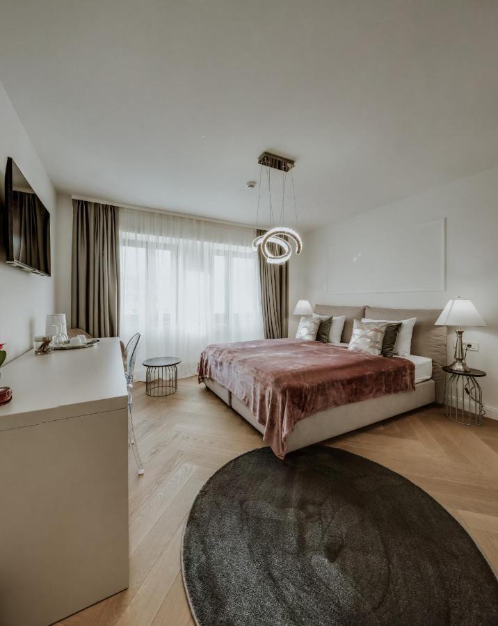 Lavilla Eszék Kültér fotó