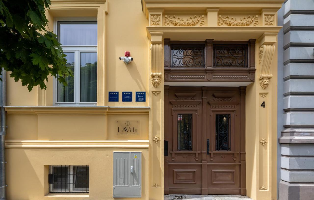 Lavilla Eszék Kültér fotó